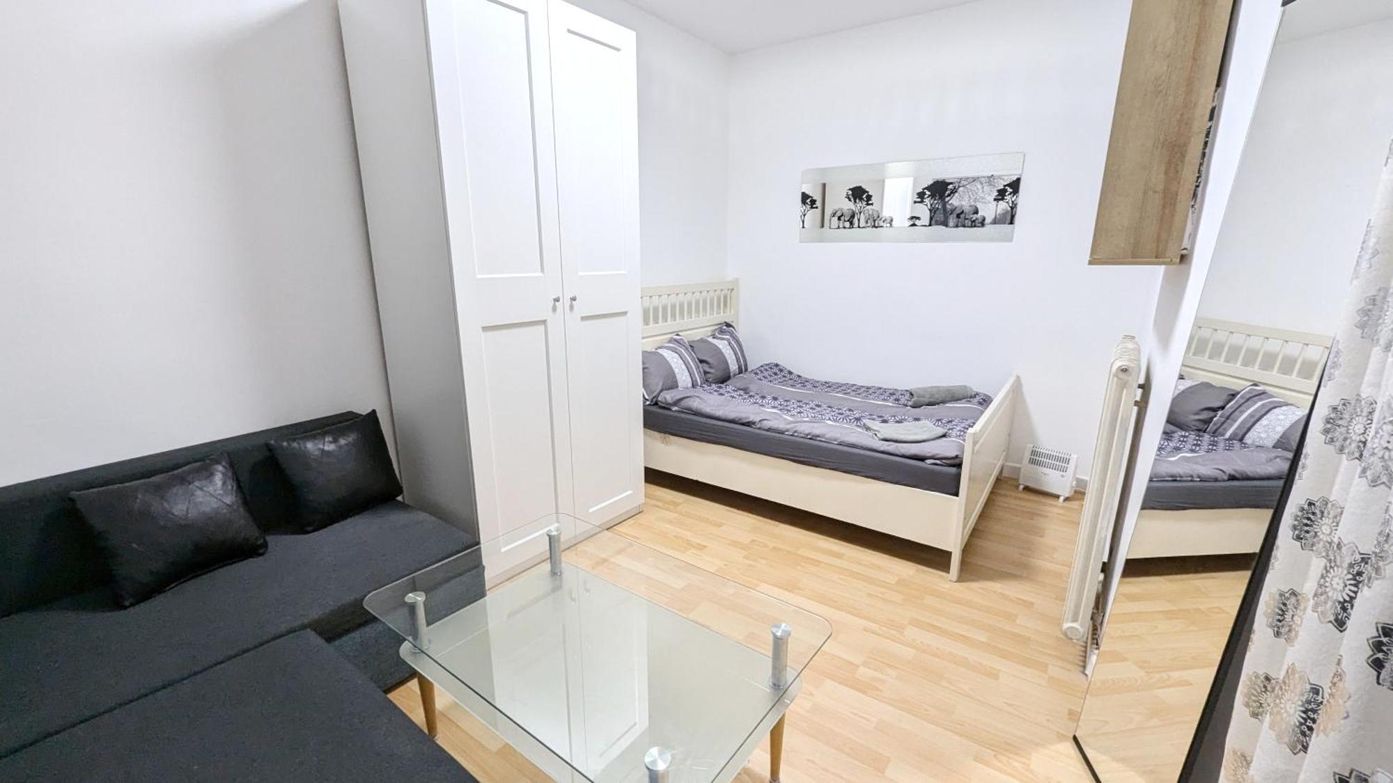 וינה Cozy Rooms In Lugner City Area מראה חיצוני תמונה